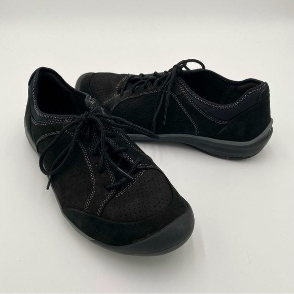 Clarks Shoes - Clarks Women's Pr!vo Soft Cushion Lace Up Causal Sneakers Shoes Black Size 11